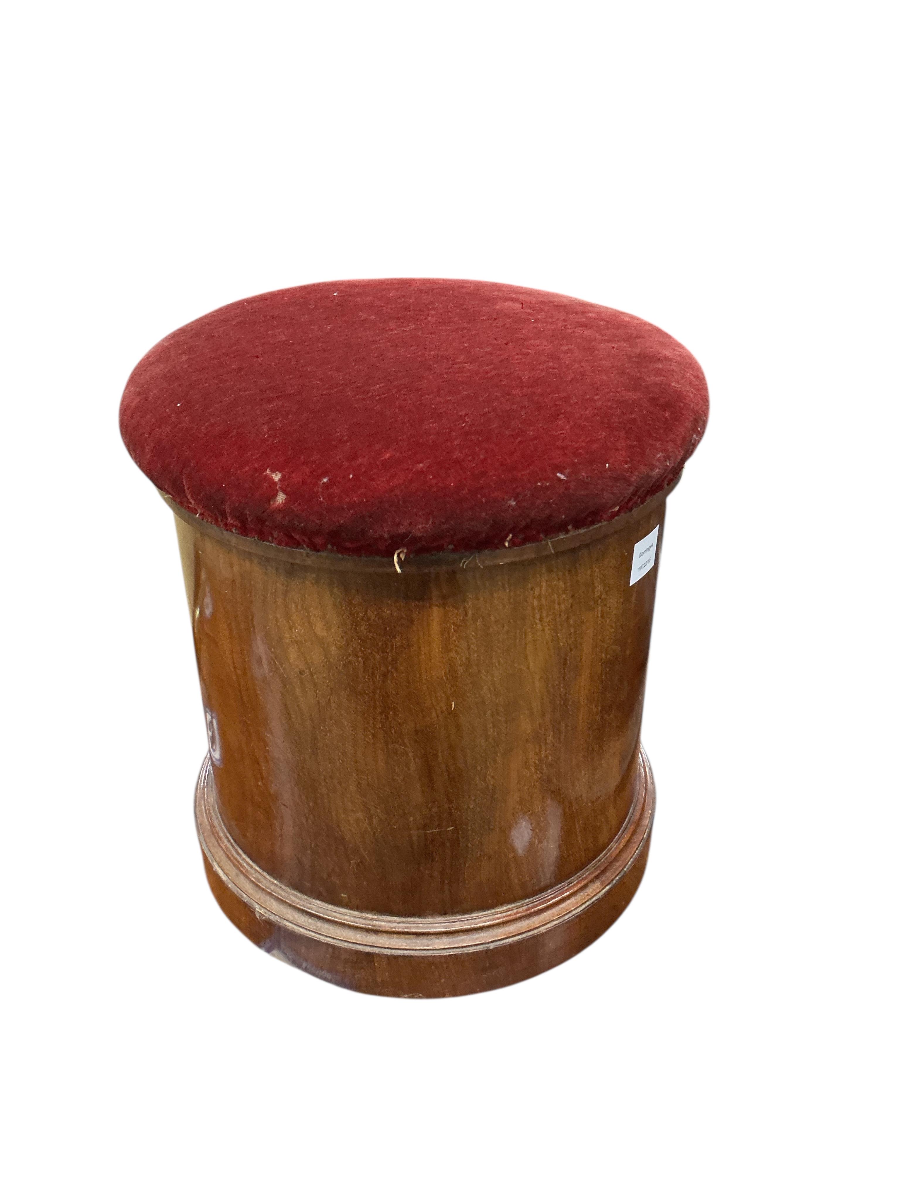 A Victorian mahogany cylindrical commode, diameter 42cm, height 44cm